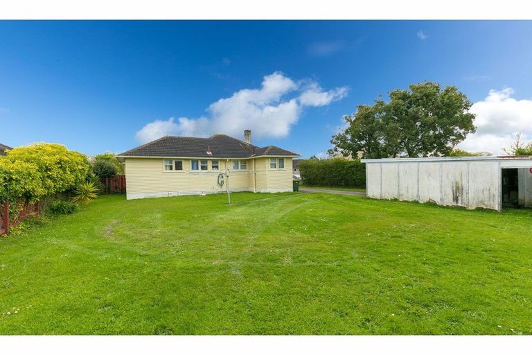 Photo of property in 4 Mcpherson Place, Fairfield, Hamilton, 3214