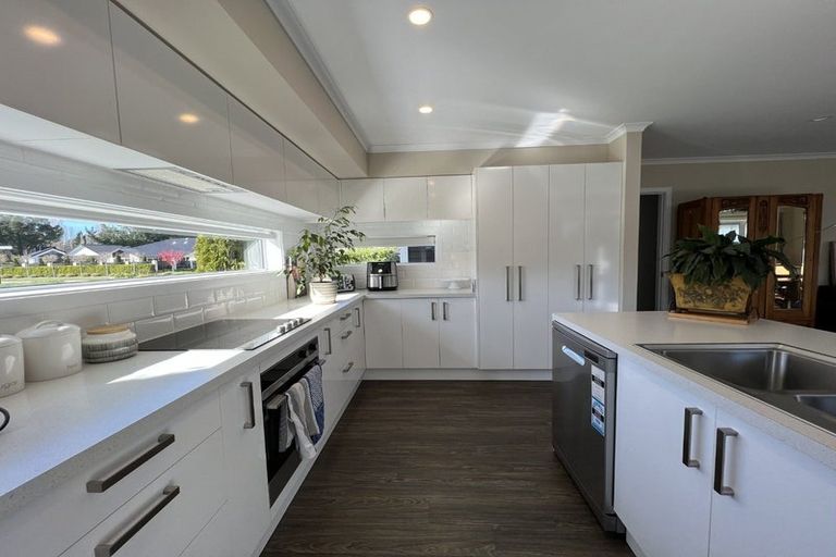 Photo of property in 48 Dunlops Crescent, Marshland, Christchurch, 8083