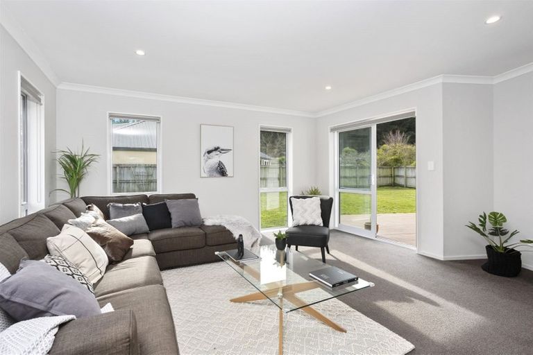 Photo of property in 33 Forest Drive, Parklands, Christchurch, 8083