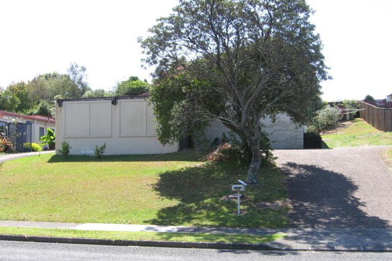Photo of property in 211 Glamorgan Drive, Torbay, Auckland, 0630
