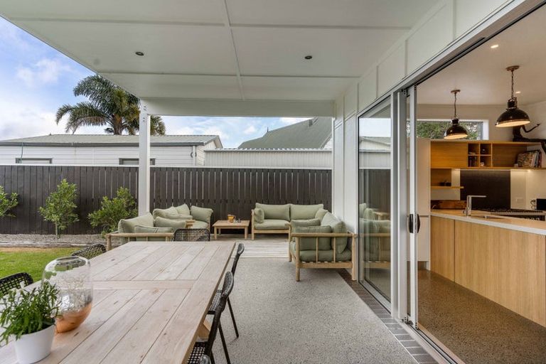 Photo of property in 105 Blane Place, Whangamata, 3620