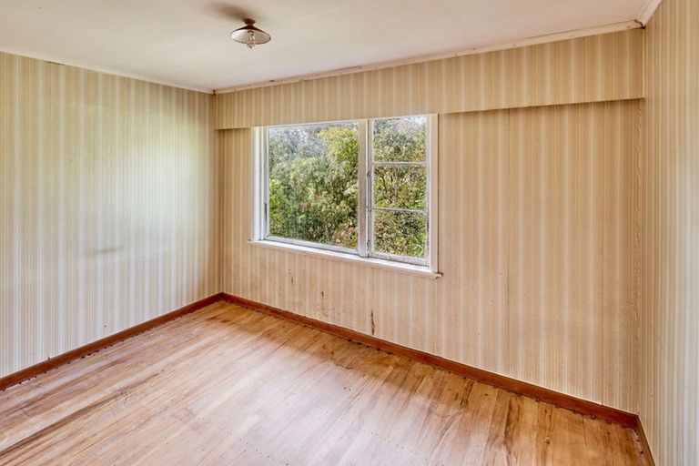 Photo of property in 6 Cunliffe Street, Johnsonville, Wellington, 6037