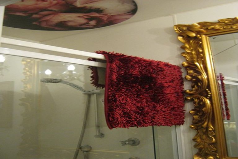 Photo of property in 237 Pahi Road, Pahi, Paparoa, 0571