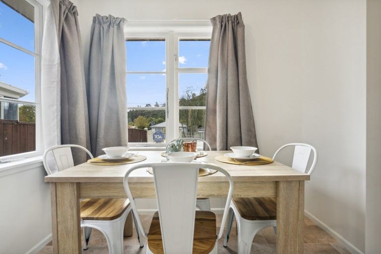 Photo of property in 80 Hine Road, Wainuiomata, Lower Hutt, 5014