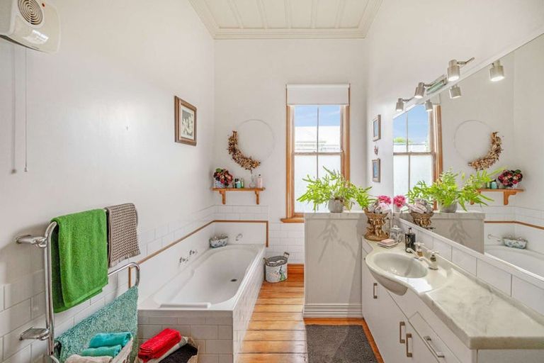 Photo of property in 2 Central Street, Whataupoko, Gisborne, 4010