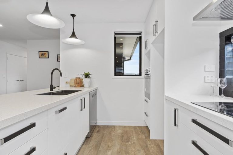 Photo of property in 11 Taioma Close, Papamoa, 3118