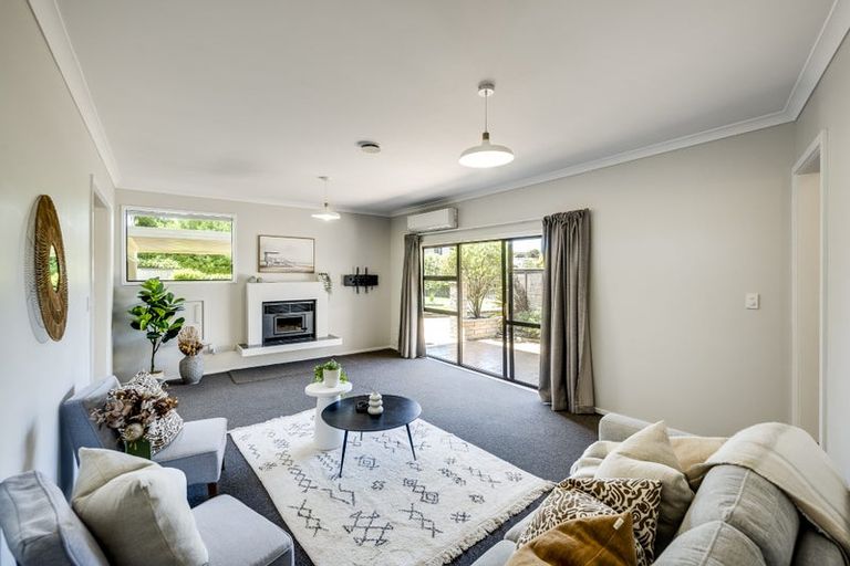 Photo of property in 23 Kent Terrace, Taradale, Napier, 4112