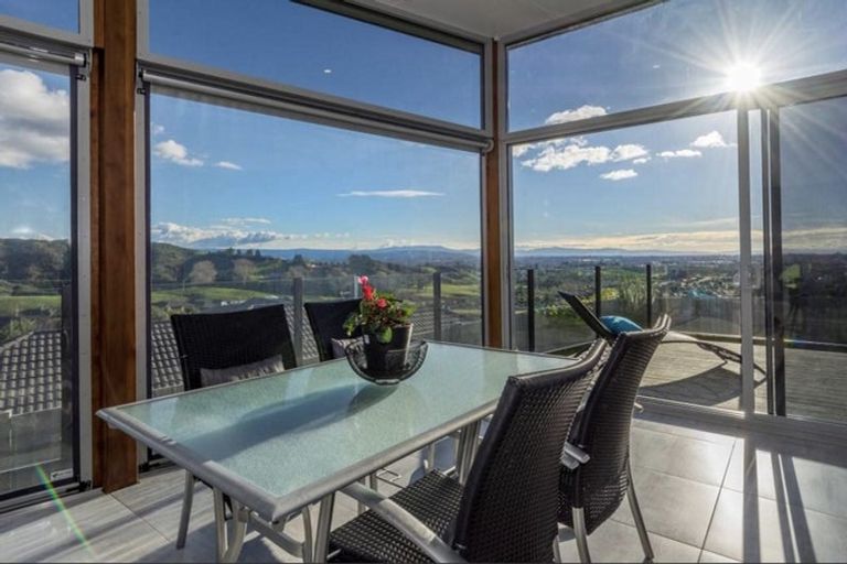 Photo of property in 22 Raptor Way, Welcome Bay, Tauranga, 3175