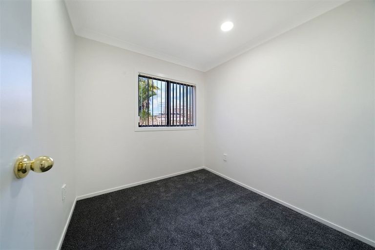 Photo of property in 65 Hetherington Road, Ranui, Auckland, 0612