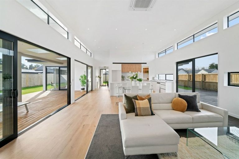 Photo of property in 9 Mersham Drive, Prebbleton, 7604