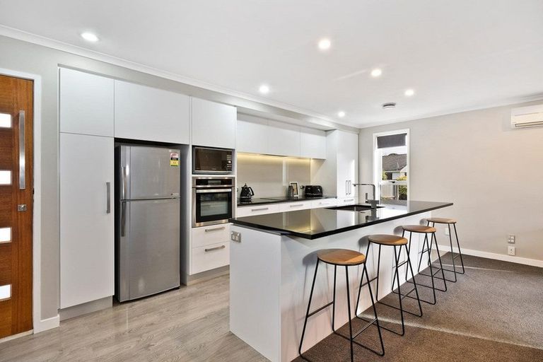 Photo of property in 19 Gibson Drive, Hornby, Christchurch, 8042