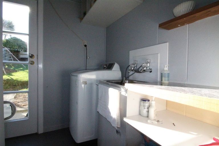 Photo of property in 19 Farm Street, Lumsden, 9730