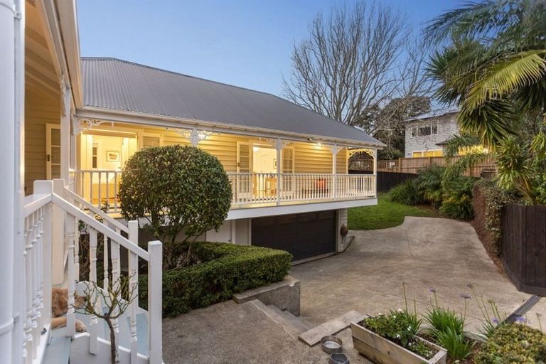 Photo of property in 12b Kawerau Avenue, Devonport, Auckland, 0624