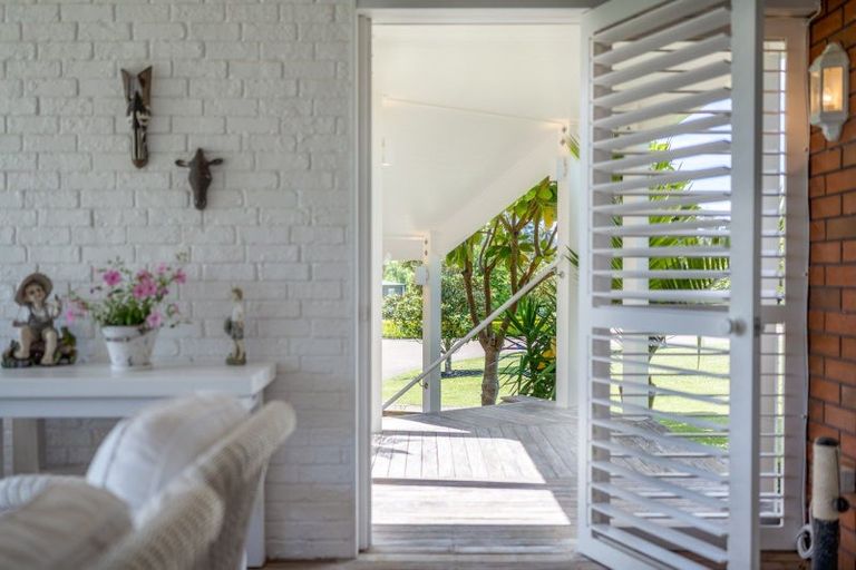 Photo of property in 287 Clifton Road, Whitford, Howick, 2571