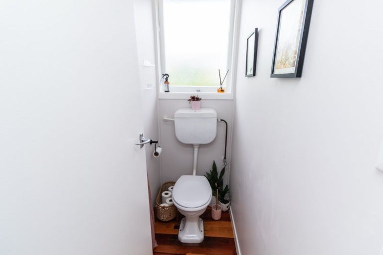 Photo of property in 9 Berrymead Way, Karori, Wellington, 6012