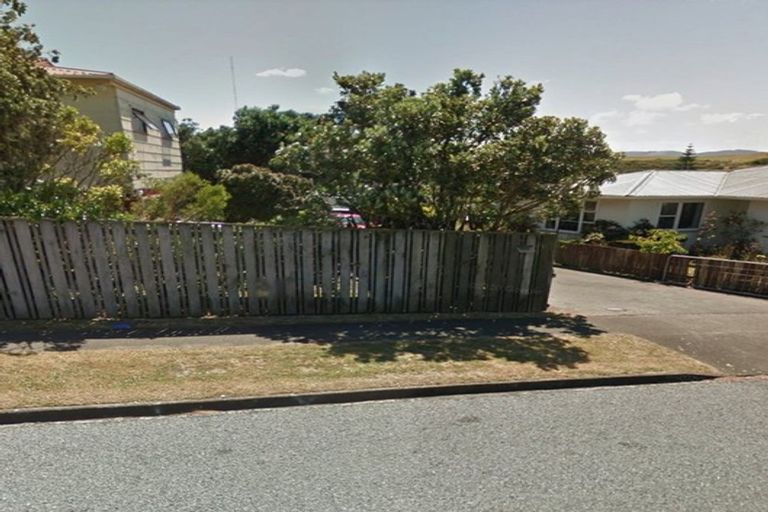 Photo of property in 52 Herewini Street, Titahi Bay, Porirua, 5022