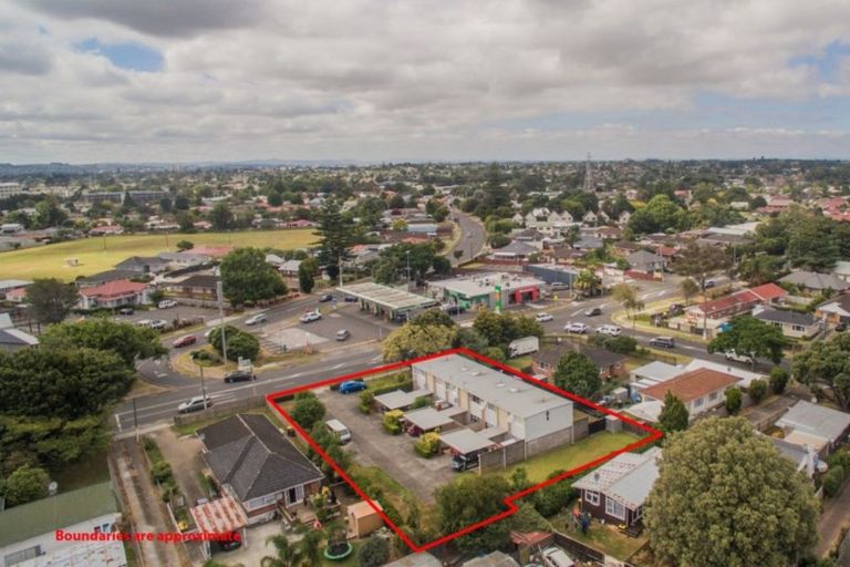 Photo of property in 267 Massey Road, Mangere East, Auckland, 2024