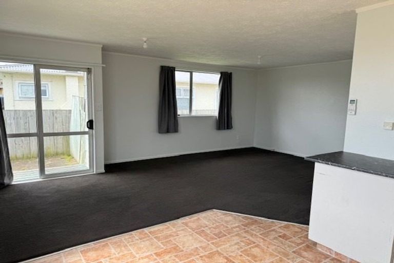 Photo of property in 24 Raupo Street, Castlecliff, Whanganui, 4501