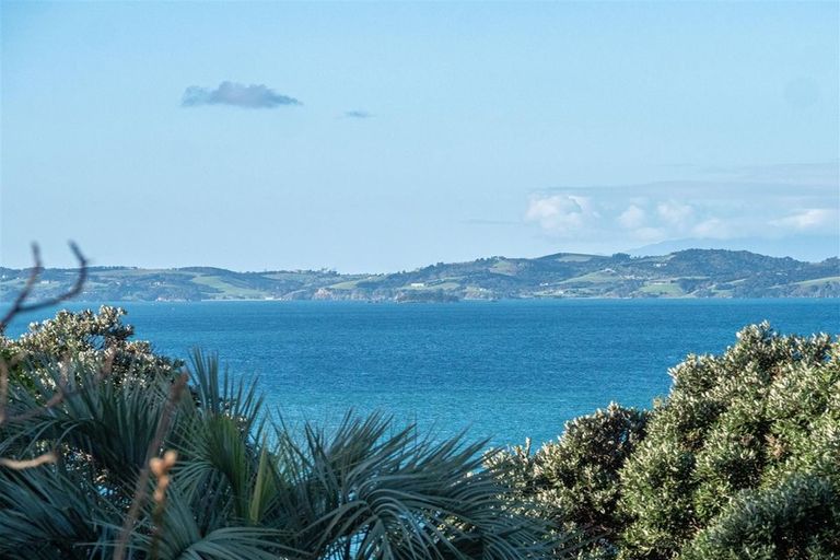 Photo of property in 136 Clovelly Road, Bucklands Beach, Auckland, 2012