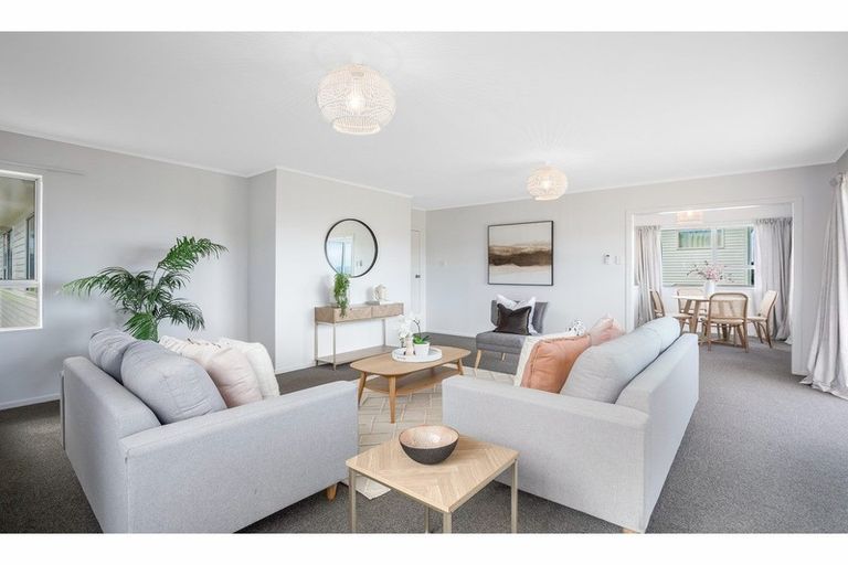 Photo of property in 34 Cypress Drive, Maungaraki, Lower Hutt, 5010