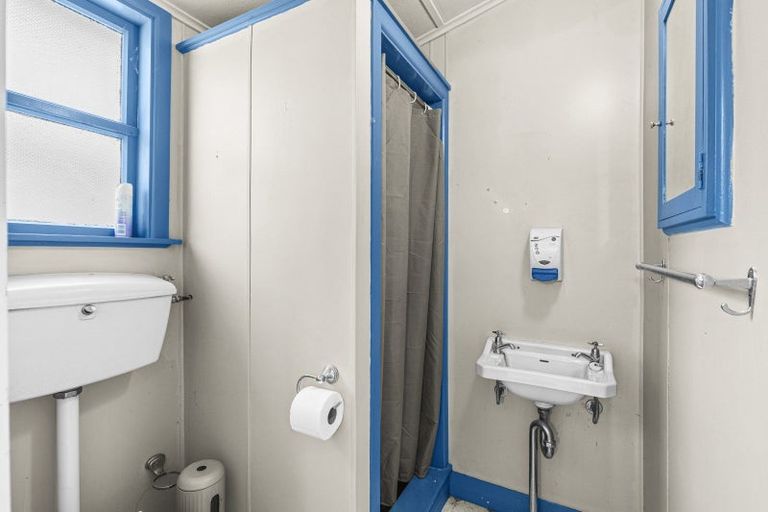 Photo of property in 33 Skerman Street, Marton, 4710