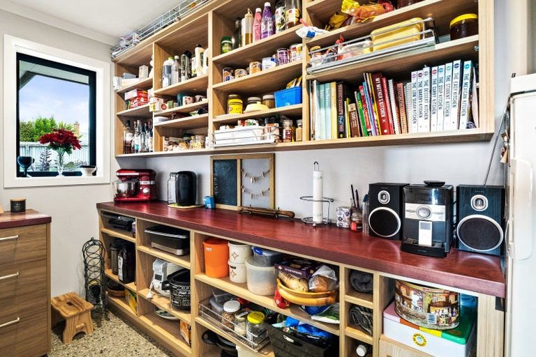 Photo of property in 9 Goddard Way, Sawyers Bay, Port Chalmers, 9023