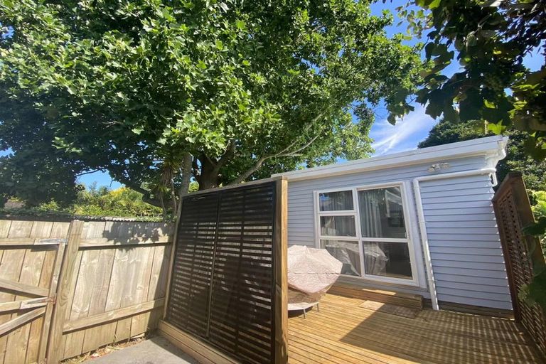 Photo of property in 8 Leslie Avenue, Sandringham, Auckland, 1025