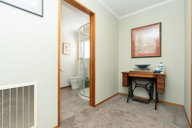 Photo of property in 18 Cherrywood Street, Pukete, Hamilton, 3200