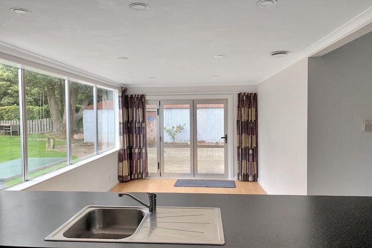 Photo of property in 6 Smith Street, Dannevirke, 4930