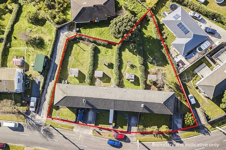 Photo of property in 105-111 Bedford Street, Cannons Creek, Porirua, 5024