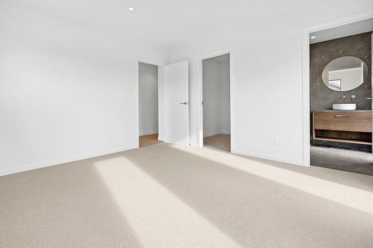 Photo of property in 6 Waddell Street, Lake Hawea, 9382