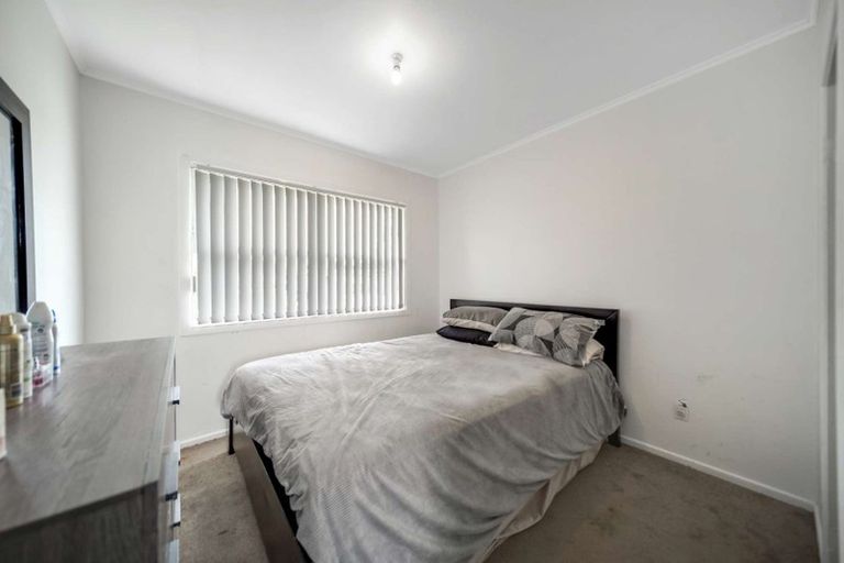 Photo of property in 5 Nairn Place, Otara, Auckland, 2023