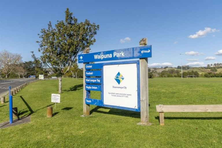 Photo of property in 56 Kaitemako Road, Welcome Bay, Tauranga, 3112