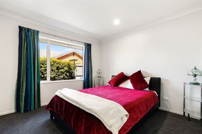 Photo of property in 10 Cathcart Crescent, Prebbleton, 7604