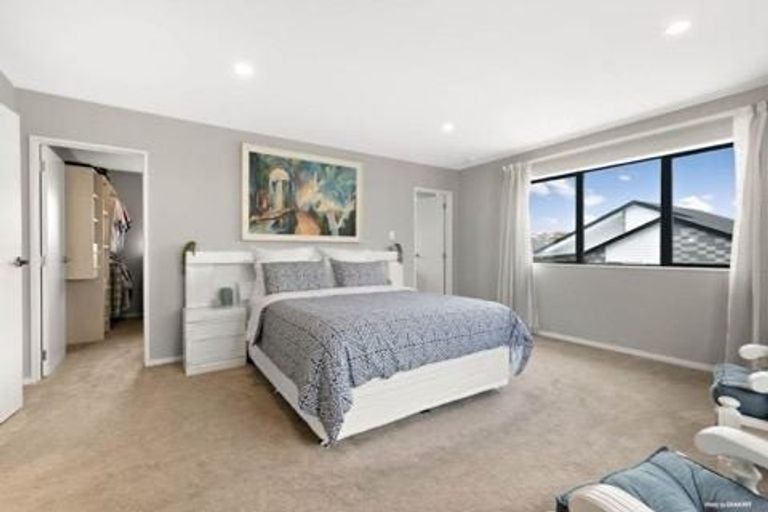Photo of property in 11 Parkview Drive, Gulf Harbour, Whangaparaoa, 0930