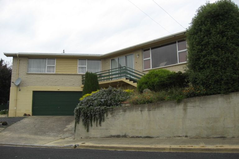 Photo of property in 14 Tweed Street, Kinmont Park, Mosgiel, 9024