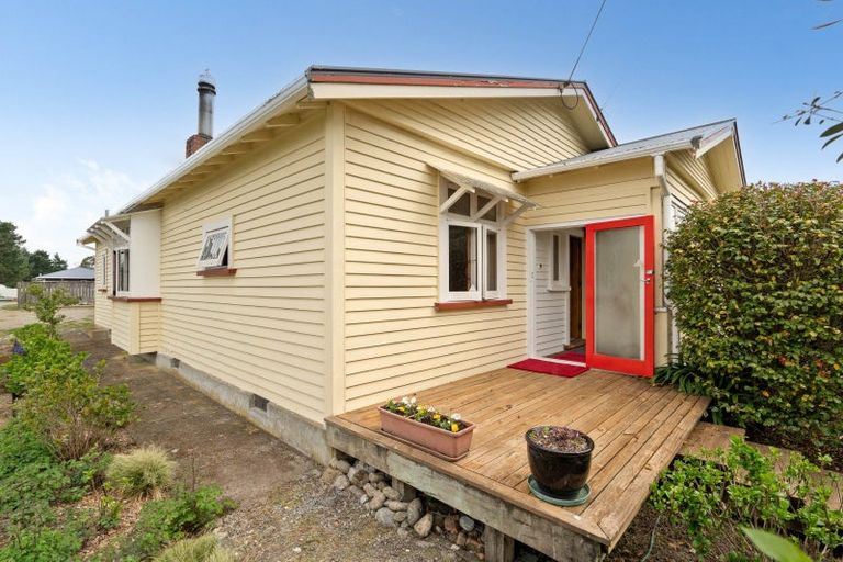 Photo of property in 47 Donalds Road, Upper Plain, Masterton, 5888