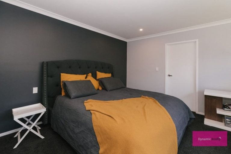 Photo of property in 8 Butler Place, Fitzherbert, Palmerston North, 4410