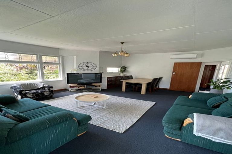 Photo of property in 8 Hadfield Terrace, Bluff Hill, Napier, 4110