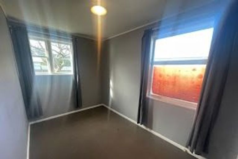 Photo of property in 52 Makarini Street, Paraparaumu, 5032