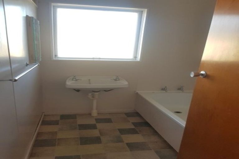 Photo of property in 71 Lauder Crescent, Heidelberg, Invercargill, 9812