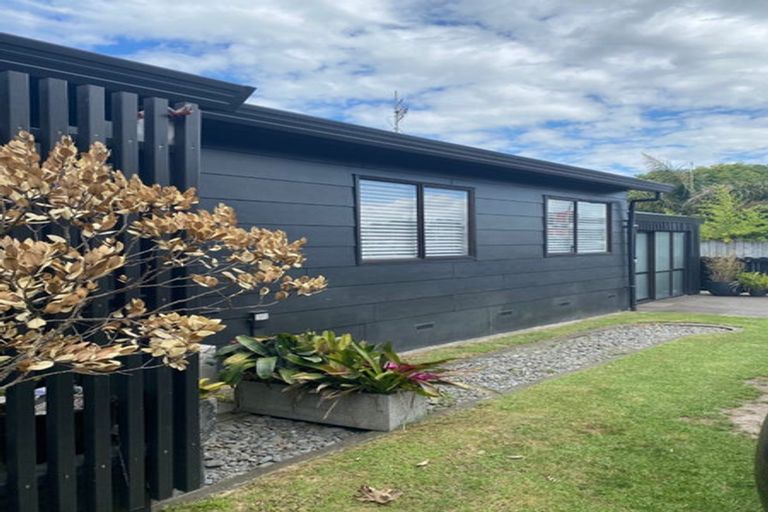Photo of property in 15 Domain Road, Papamoa Beach, Papamoa, 3118