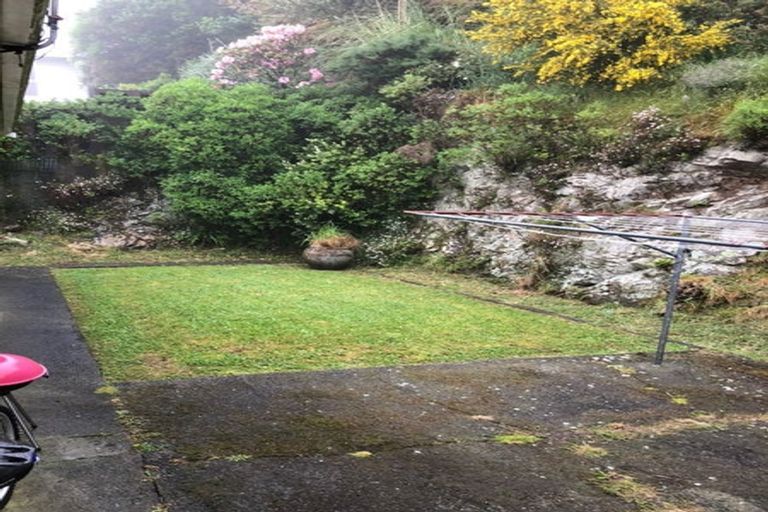 Photo of property in 4 Rajkot Terrace, Broadmeadows, Wellington, 6035