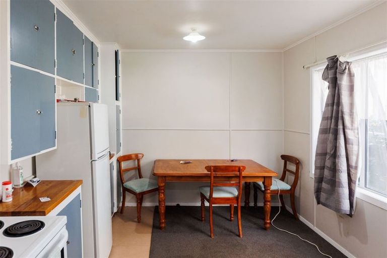 Photo of property in 16-18 Opie Place, Highbury, Palmerston North, 4412