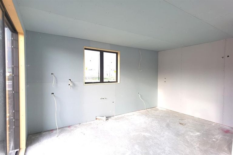 Photo of property in 22 Clayden Shuttleworth Street, Papakura, 2110