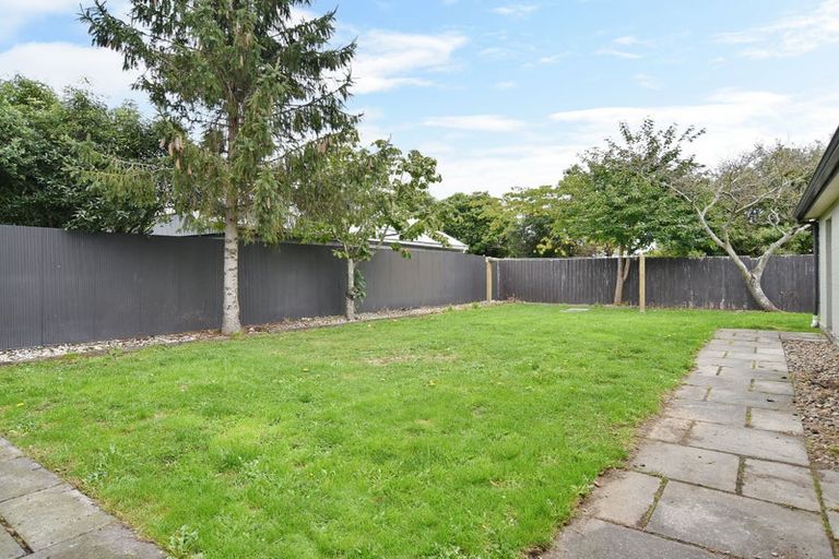 Photo of property in 56 Wingate Street, Redwood, Christchurch, 8051