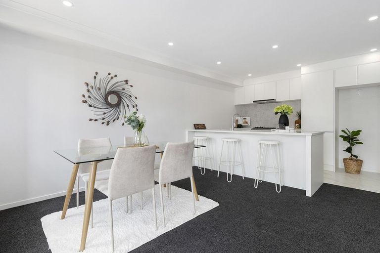 Photo of property in 4/29 May Street, Mount Maunganui, 3116