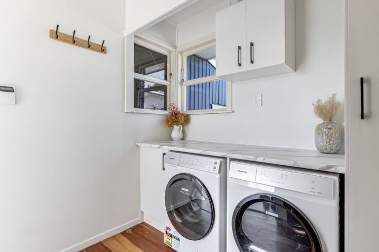 Photo of property in 2 Katherine Place, Melville, Hamilton, 3206