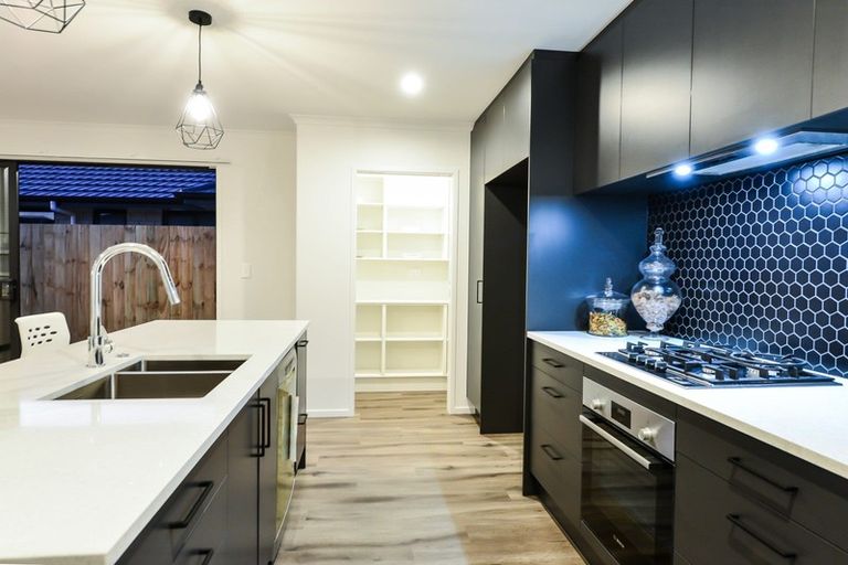 Photo of property in 11 Kimbolton Street, Rototuna North, Hamilton, 3210