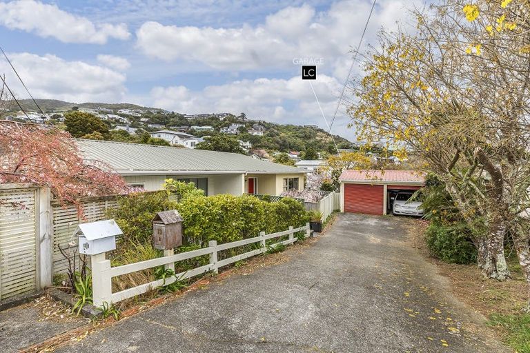 Photo of property in 2/13 Spiers Street, Karori, Wellington, 6012